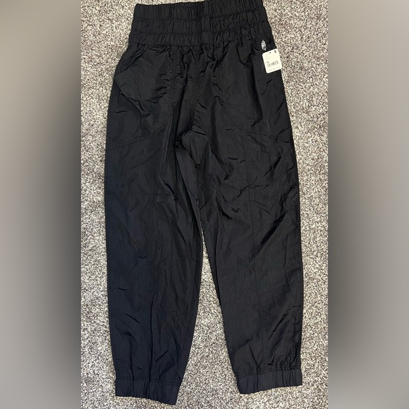NWT Free People Movement Black Women's Jogger Pants - Picture 3 of 4